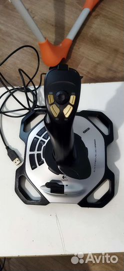 Джойстик Logitech Extreme 3D Pro