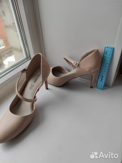 Туфли женские 40 размер новые