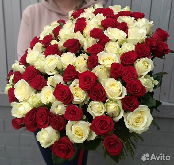 Букеты цветы розы 101 51 21 пионы хрищантемы