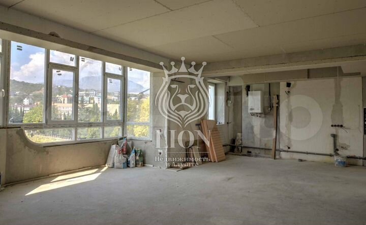 3-к. квартира, 122 м², 5/9 эт.