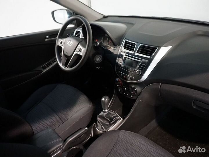 Hyundai Solaris 1.4 МТ, 2016, 75 300 км