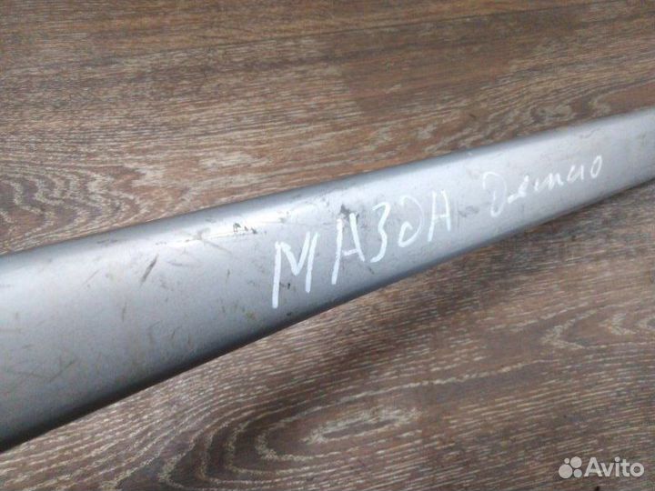 Молдинг на дверь Mazda Demio DW B5 1997