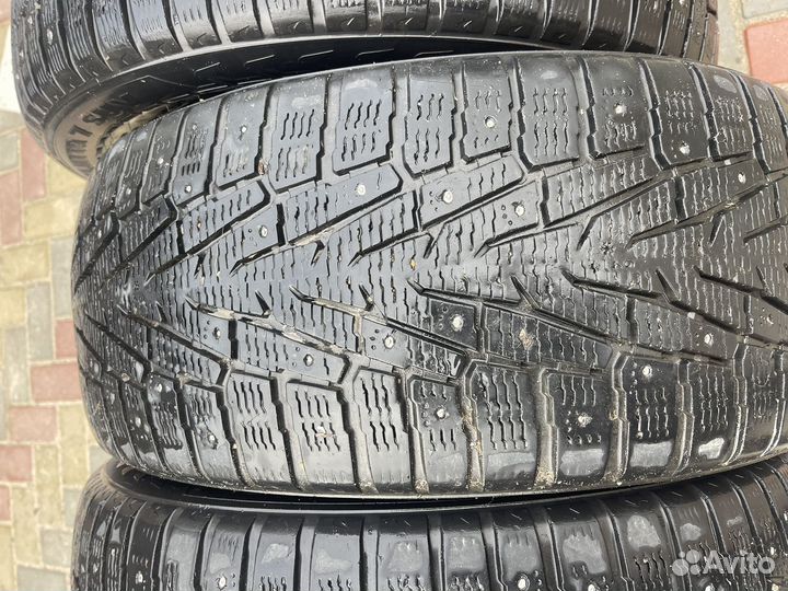 Nokian Tyres Hakkapeliitta 7 SUV 255/55 R18 и 255/55 R18