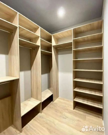 Встраиваемая гардеробная