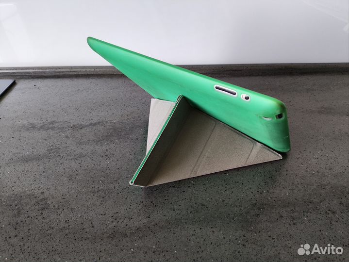 Планшет Apple iPad 3 Wi-Fi + Cellular