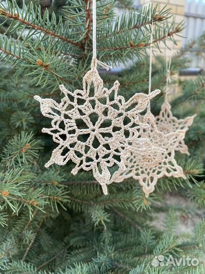 Вязаные снежинки набор из 6 шт