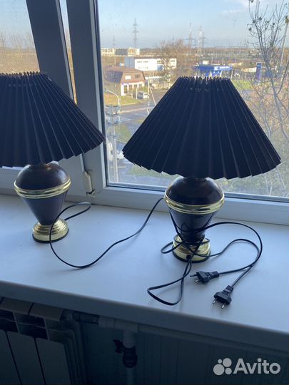 Лампа настольная. Светильник