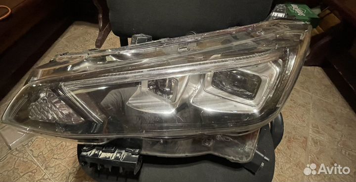 Фара левая от Nissan Leaf 2018г. ZE-1