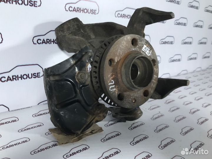 Кулак поворотный передний левый Audi A3 8L 1.6