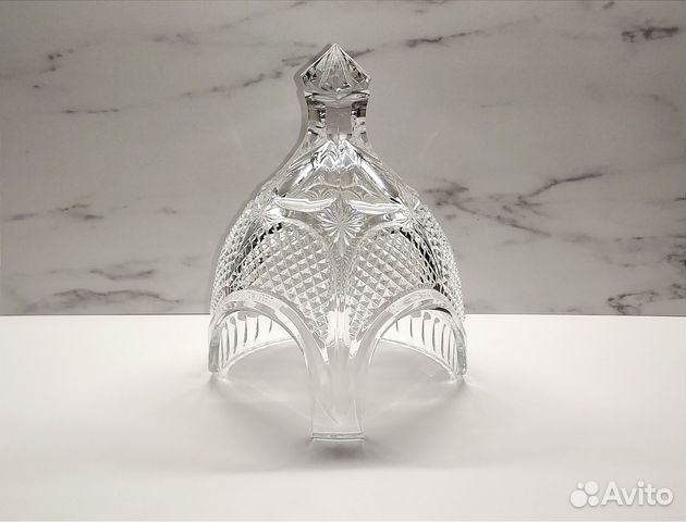 Шлем из хрусталя