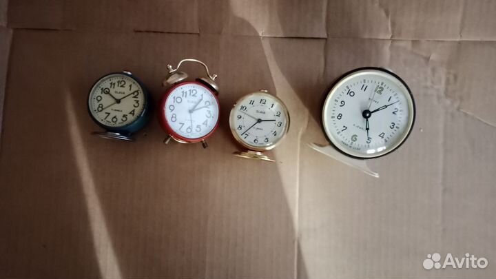 Часы будильник СССР