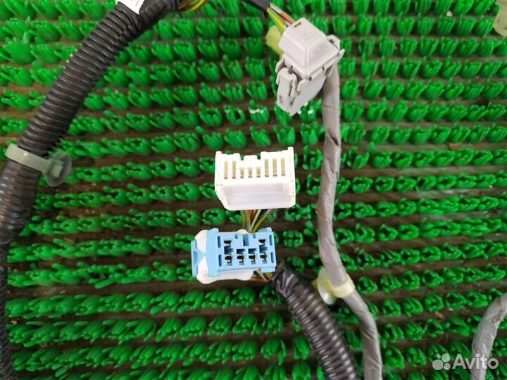 Проводка двери передней правой Honda CR-V 2 (RD5)