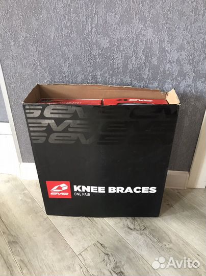 Брейсы EVS Axis pro