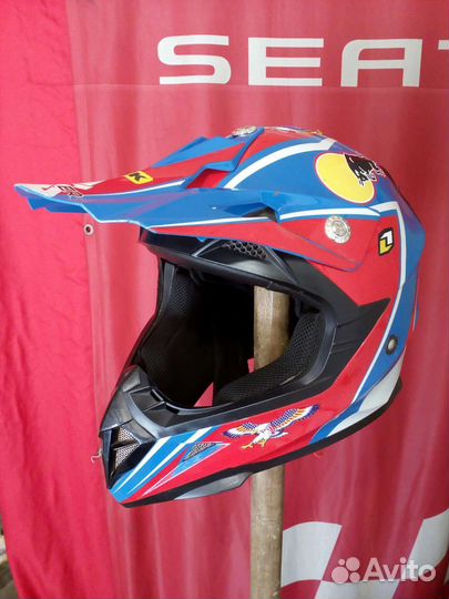 Мотошлем кроссовый