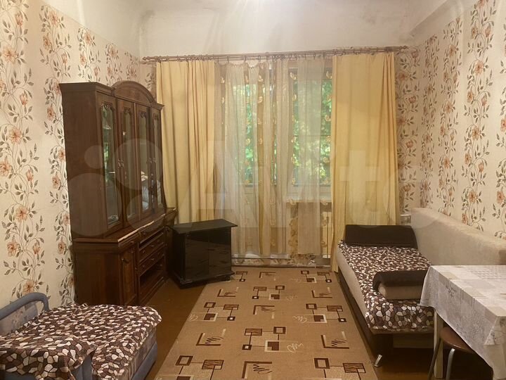 Комната 16 м² в 3-к., 2/2 эт.