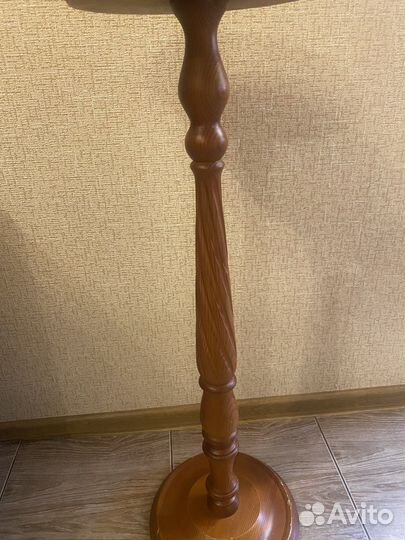 Подставка, стойка деревянная для растений