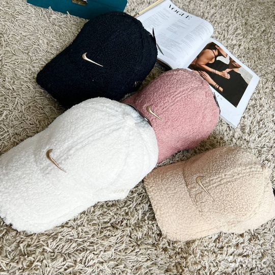 Кепка nike/ adidas, новые плюшевые