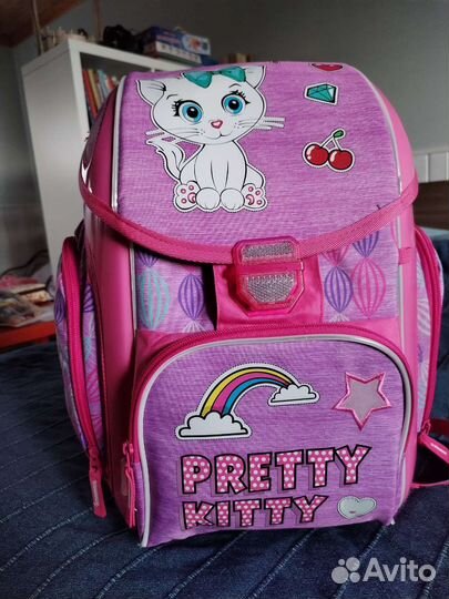 Рюкзак для первоклассника ортопедический новый