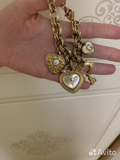 Часы guess