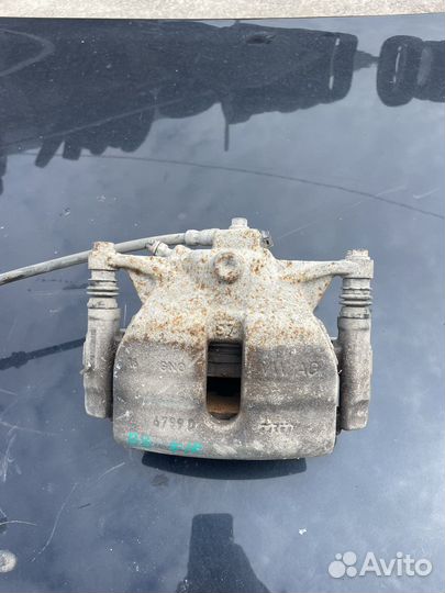 Суппорт тормозной правый volkswagen passat b8