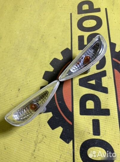 Повторитель в крыло Hyundai Solaris 2 2017-2020