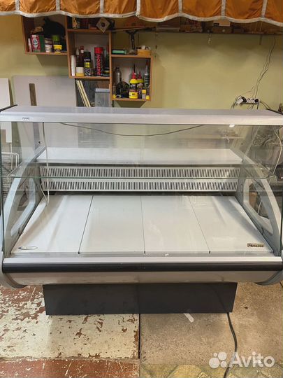 Холодильная витрина бу