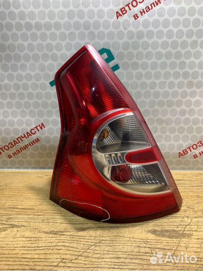 Фонарь задний левый Renault Sandero 1