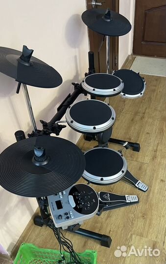 Электронная ударная установка behringer XD80USB