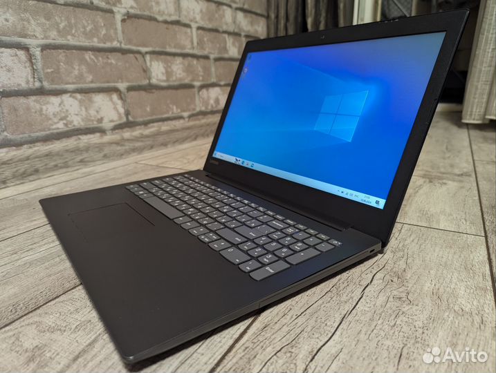 Игровой Lenovo i3-7020/MX 110(2гб) /256 SSD/8 DDR4