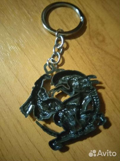 Фигурка, брелоки,перстень Чужой, Хищник