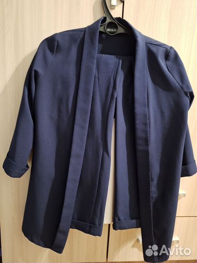 Брючный костюм женский