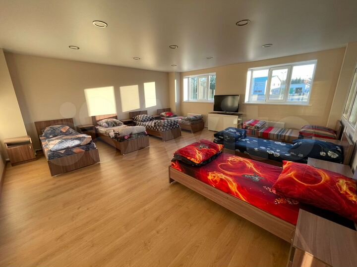 Комната 100 м², 2/2 эт.