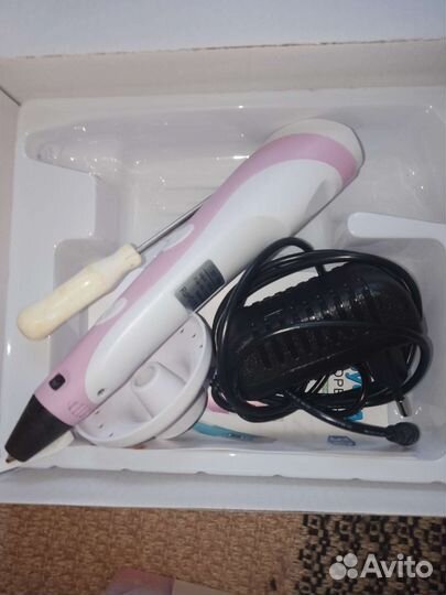 3 д ручка и большой набор пластика