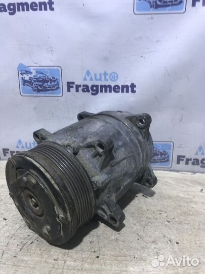 Компрессор кондиционера VW Golf 3