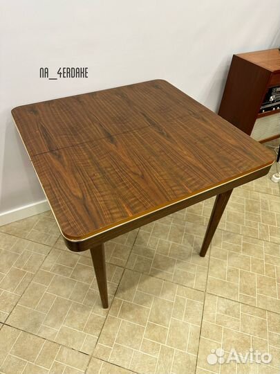 Стол винтажный