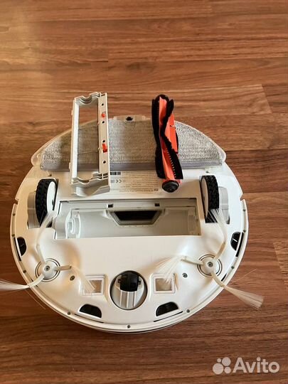 Робот-пылесос Xiaomi Mi Robot Vacuum-Mop