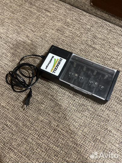 Зарядное устройство Duracell