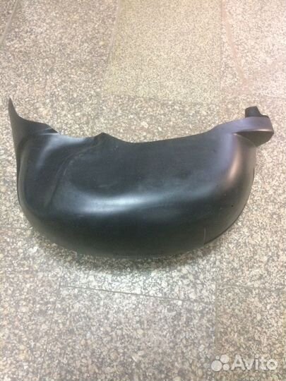 Подкрылок задний Nissan X-Trail T30