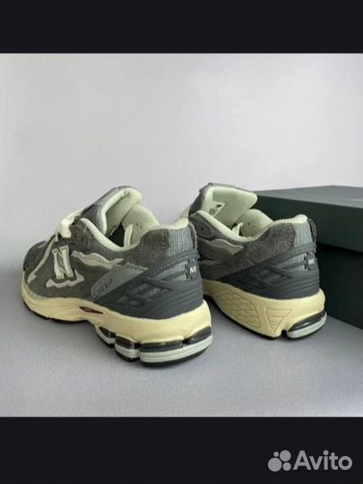 Кроссовки мужские new balance 1906d