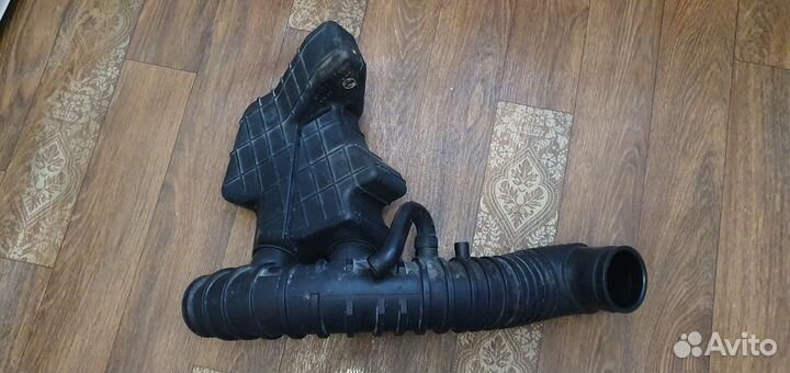 Патрубок и демпфер Mercedes-Benz Sprinter 1