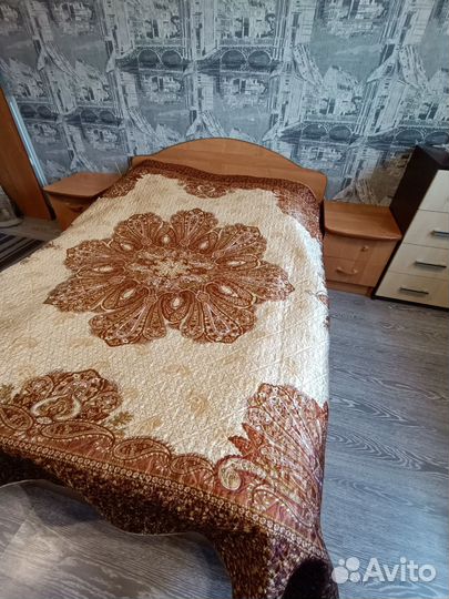 Кровать двухспальная