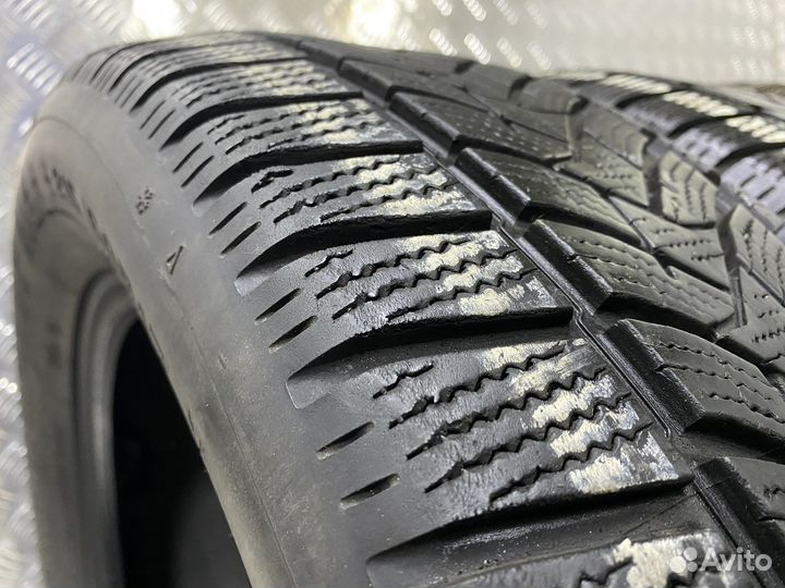 Dunlop Winter Sport 5 215/60 R17 96H