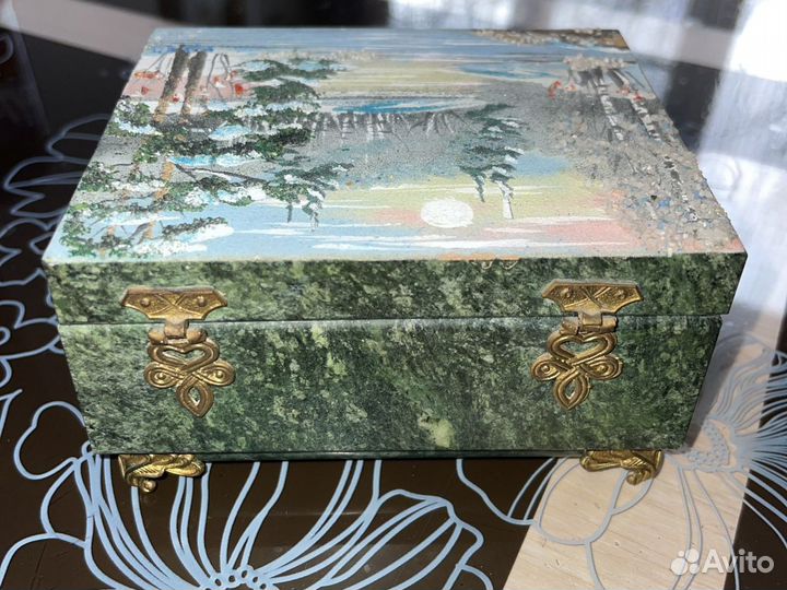 Штатулка (серпентинит)