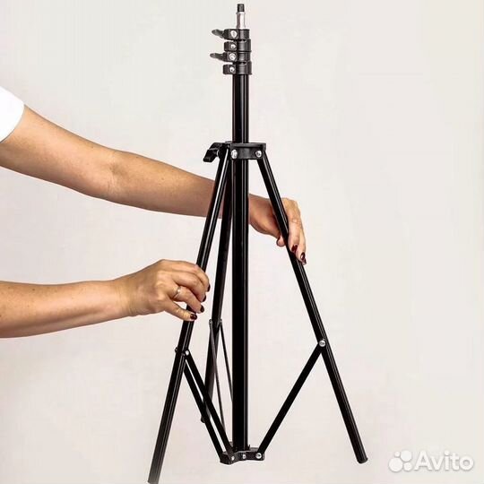 Штатив для фототехники