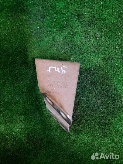 Кронштейн крепления катализатора volvo XC90 T35