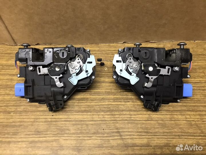 Замок задней двери шкода октавия а5