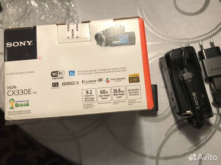Видеокамера новая Sony HDR-CX330E черный