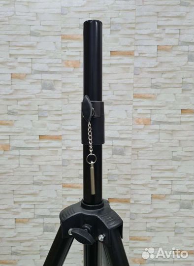 Стойка для колонки