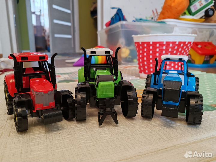 Трактор детский инерционный