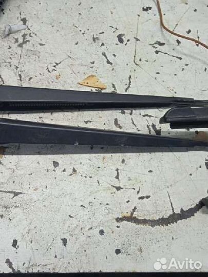 Поводки стеклоочистителя Peugeot 306 Пежо 306